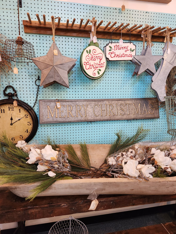 Vintage Christmas decorations at Apple Annie Antique Gallery