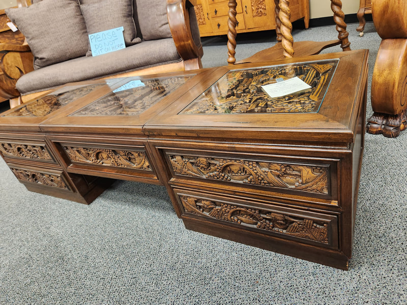 Vintage coffee table at Apple Annie Antique Gallery