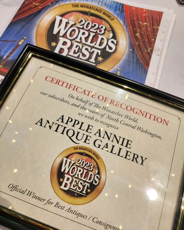 2023 World's Best certificate, Apple Annie Antique Gallery